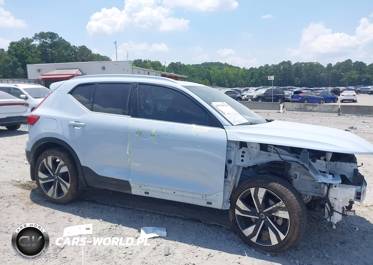 2024 Volvo Xc40 B5 Plus Bright Theme VIN:YV4L12UE1R2378533 - 13