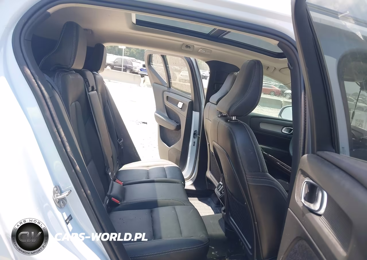 2024 Volvo Xc40 B5 Plus Bright Theme VIN:YV4L12UE1R2378533 - 8