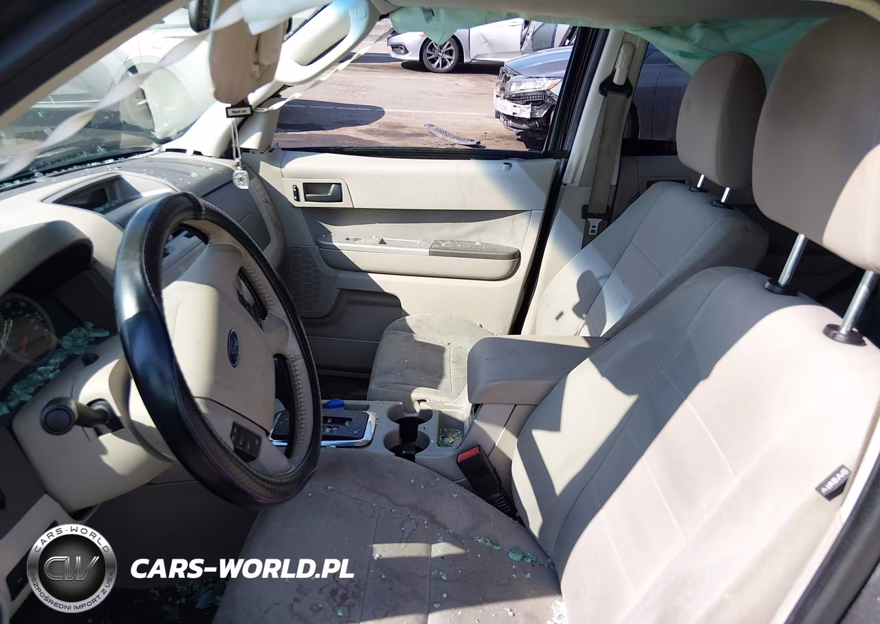 2012 Ford Escape Xlt VIN:1FMCU0DG9CKC35008 - 5
