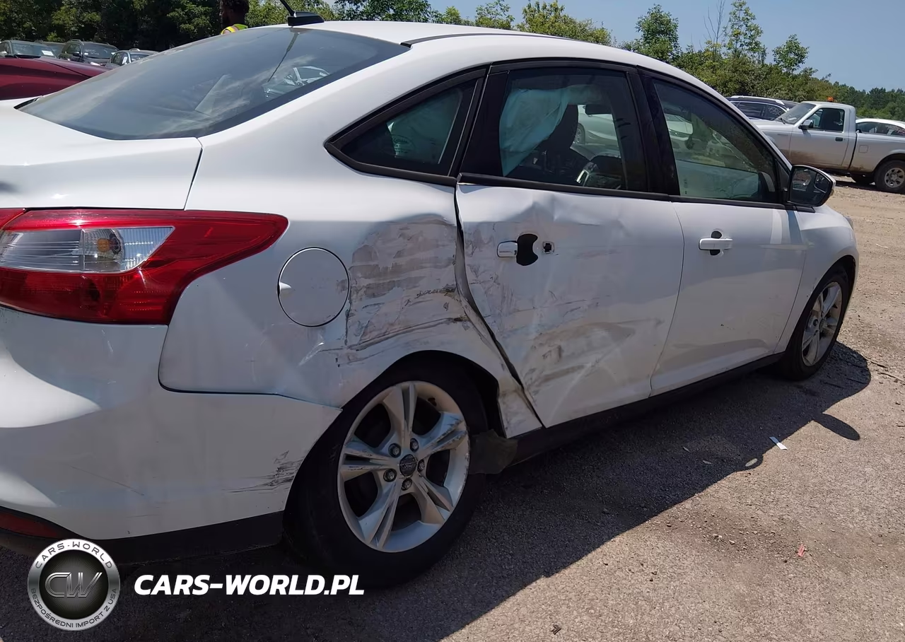 2014 Ford Focus Se VIN:1FADP3F23EL425134 - 6