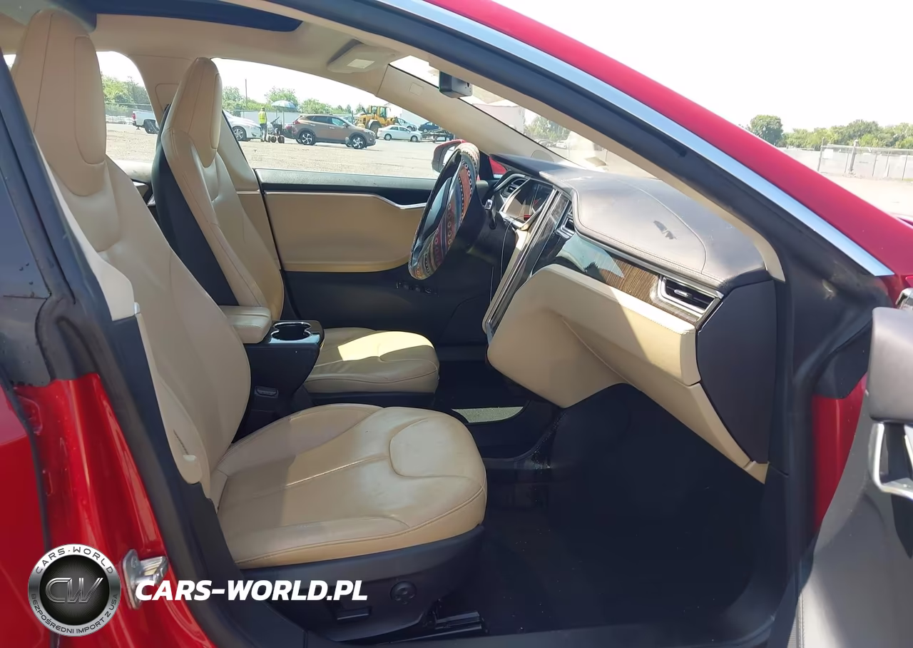 2013 Tesla Model S VIN:5YJSA1AC5DFP10782 - 5