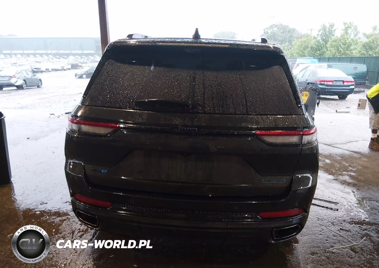 2023 Jeep Grand Cherokee 4Xe 30Th Anniversary VIN:1C4RJYB62P8905100 - 16