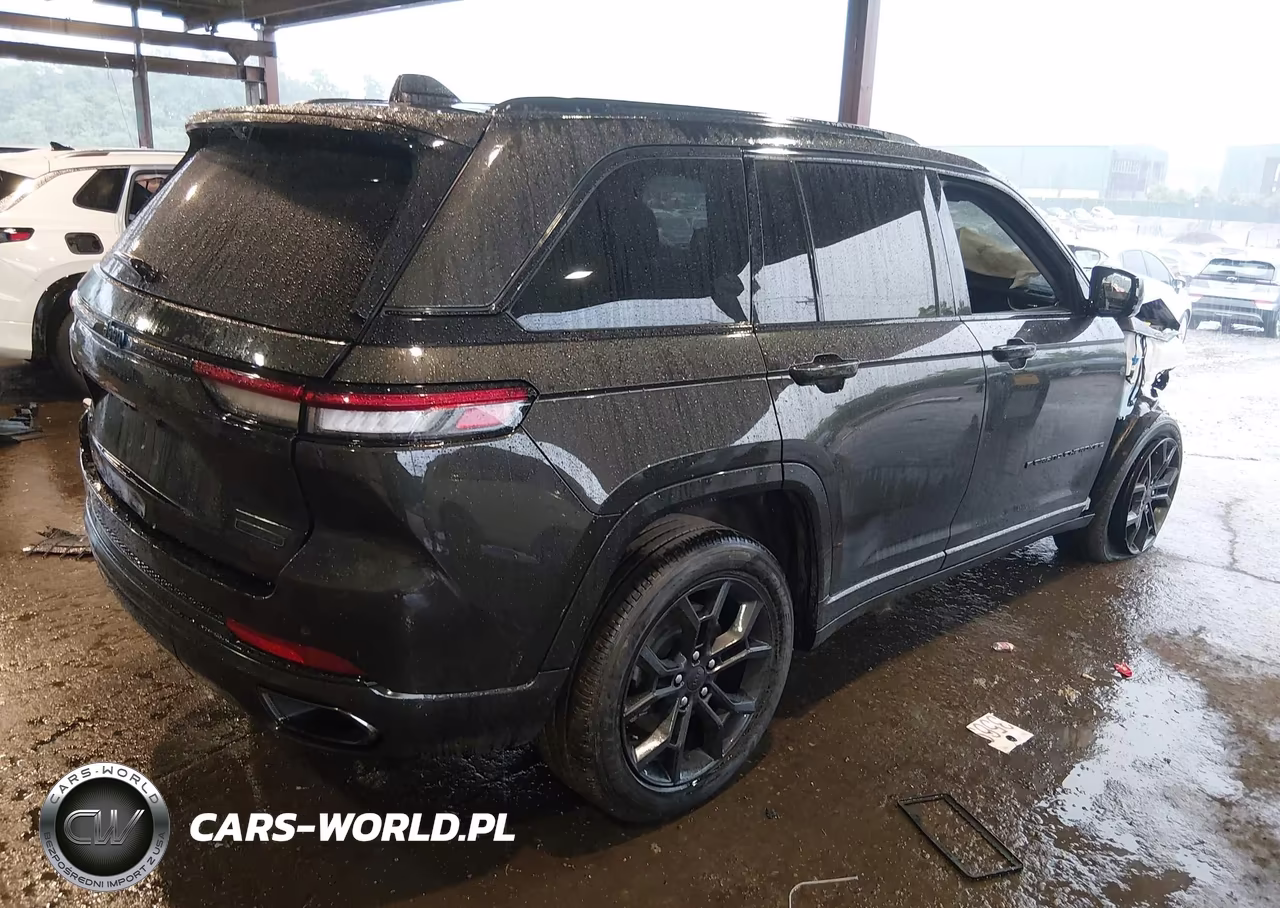 2023 Jeep Grand Cherokee 4Xe 30Th Anniversary VIN:1C4RJYB62P8905100 - 4
