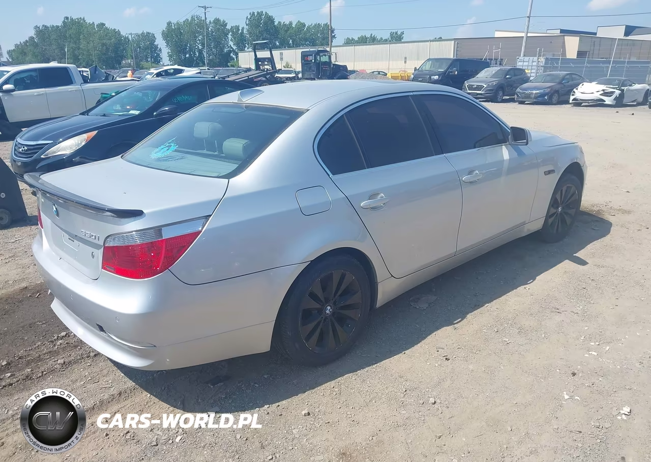2007 BMW 550I VIN:WBANB53557CP06083 - 4