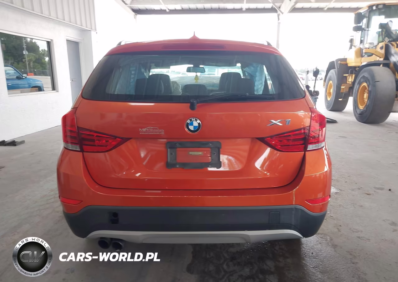 2014 BMW X1 xDrive28I VIN:WBAVL1C51EVR93512 - 16