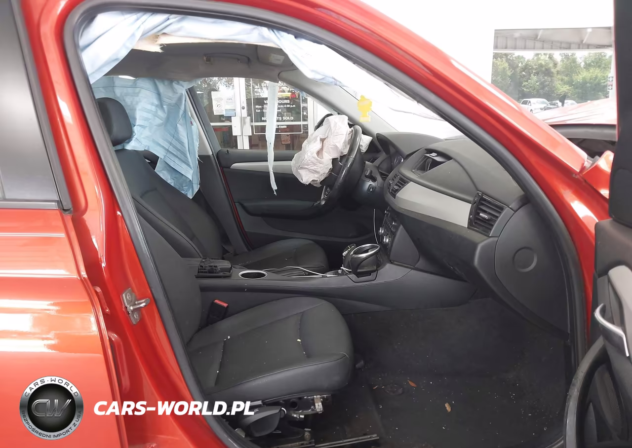 2014 BMW X1 xDrive28I VIN:WBAVL1C51EVR93512 - 5