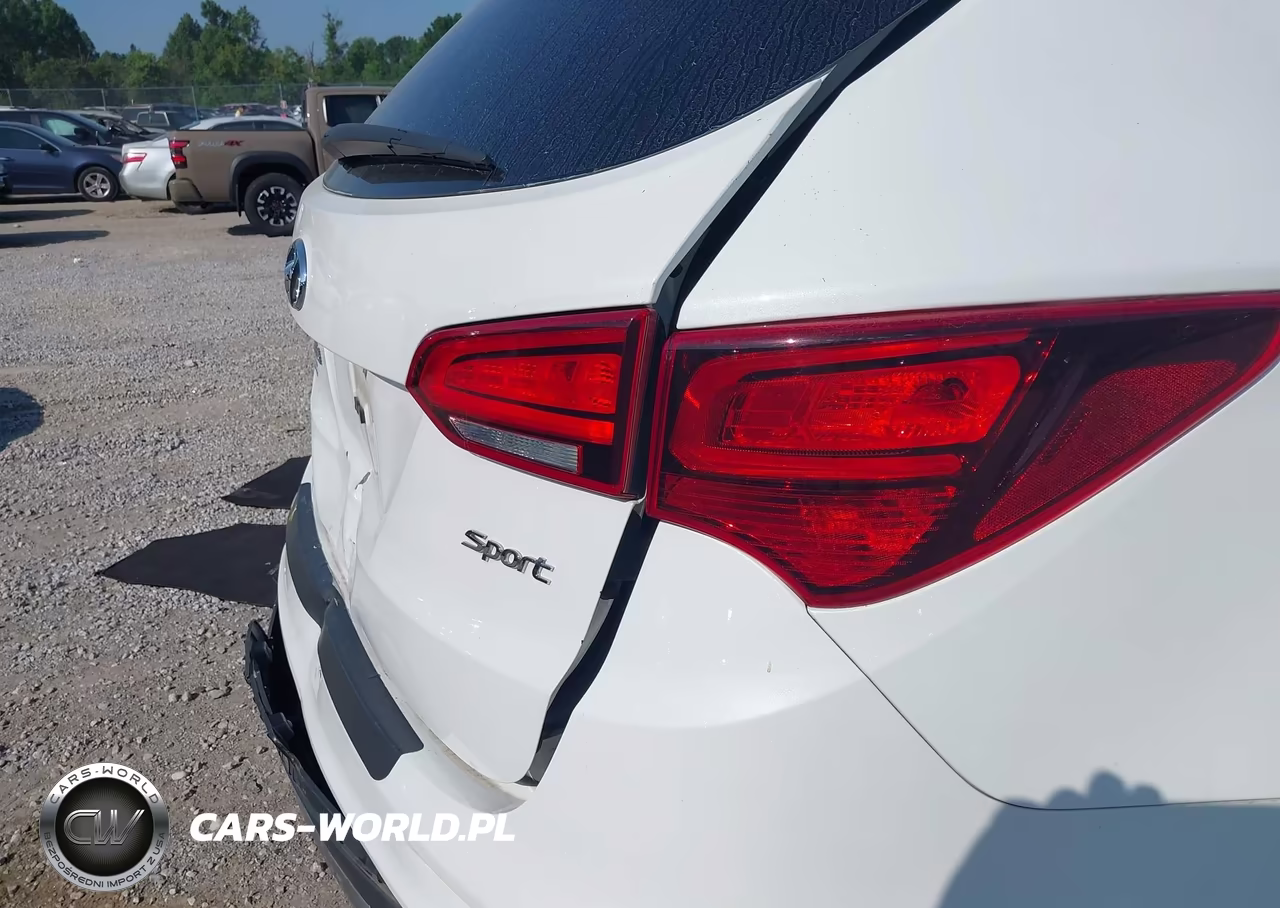2017 Hyundai Santa Fe Sport 2.4L VIN:5XYZU3LB8HG400081 - 16