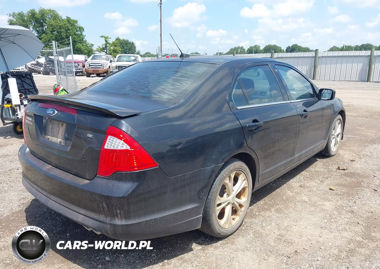 2012 Ford Fusion Se VIN:3FAHP0HA9CR121714 - 4