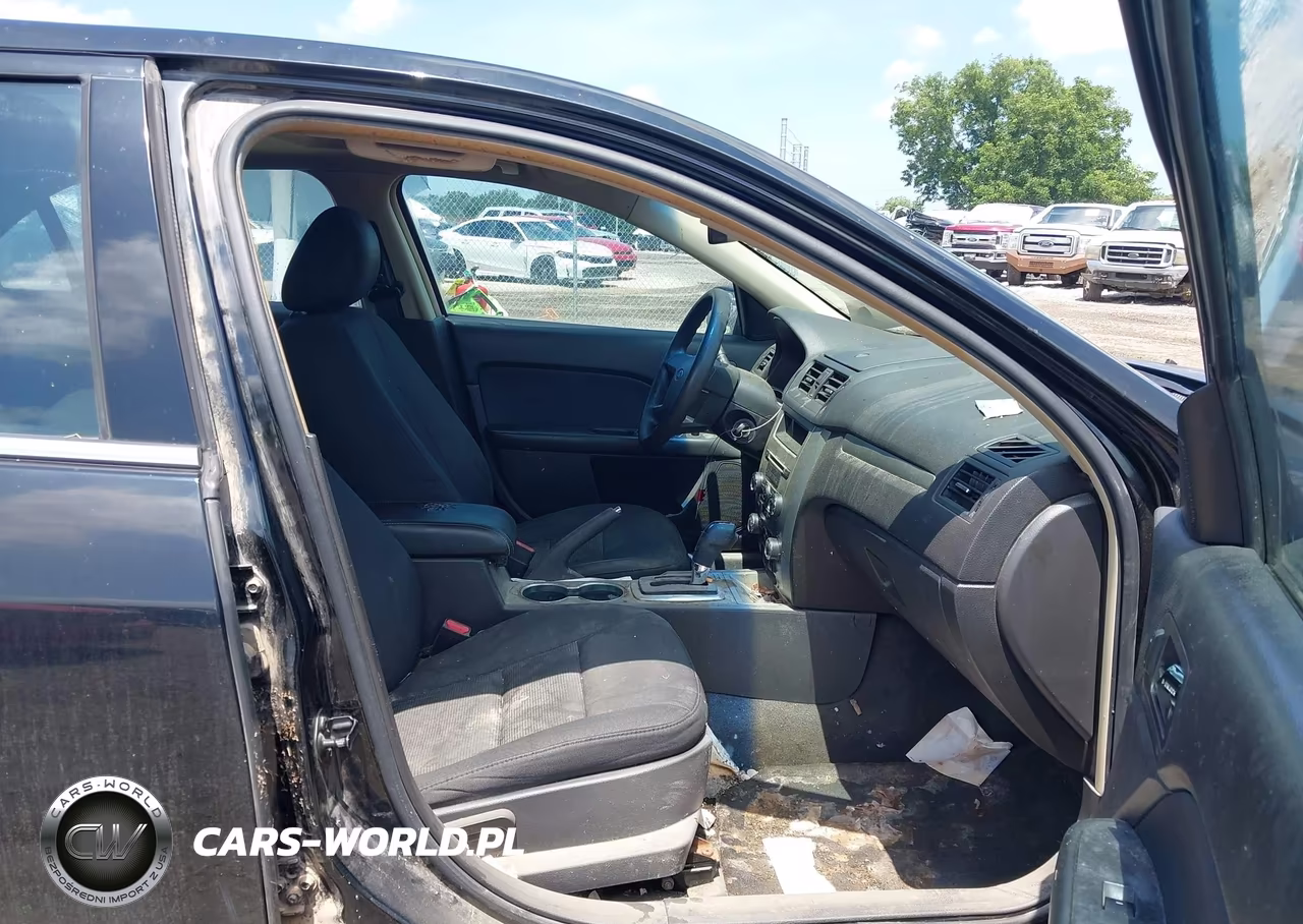 2012 Ford Fusion Se VIN:3FAHP0HA9CR121714 - 5
