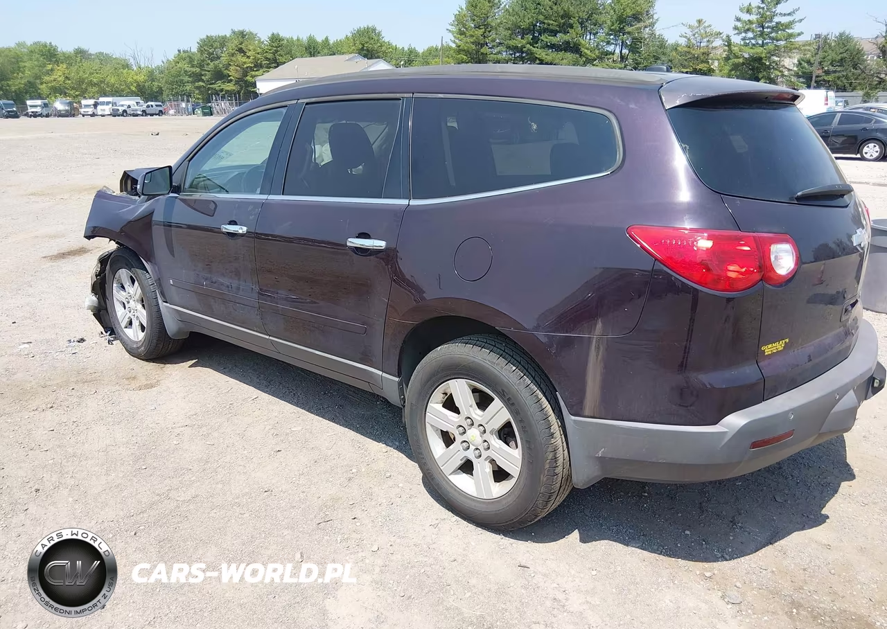 2010 Chevrolet Traverse Lt VIN:1GNLRGED8AS154752 - 3