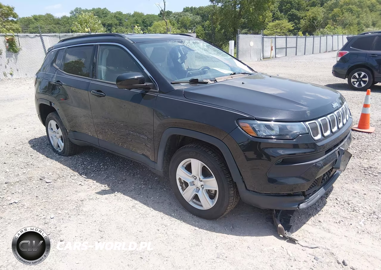 2022 Jeep Compass Latitude 4X4 – zdjęcie 1 z 18