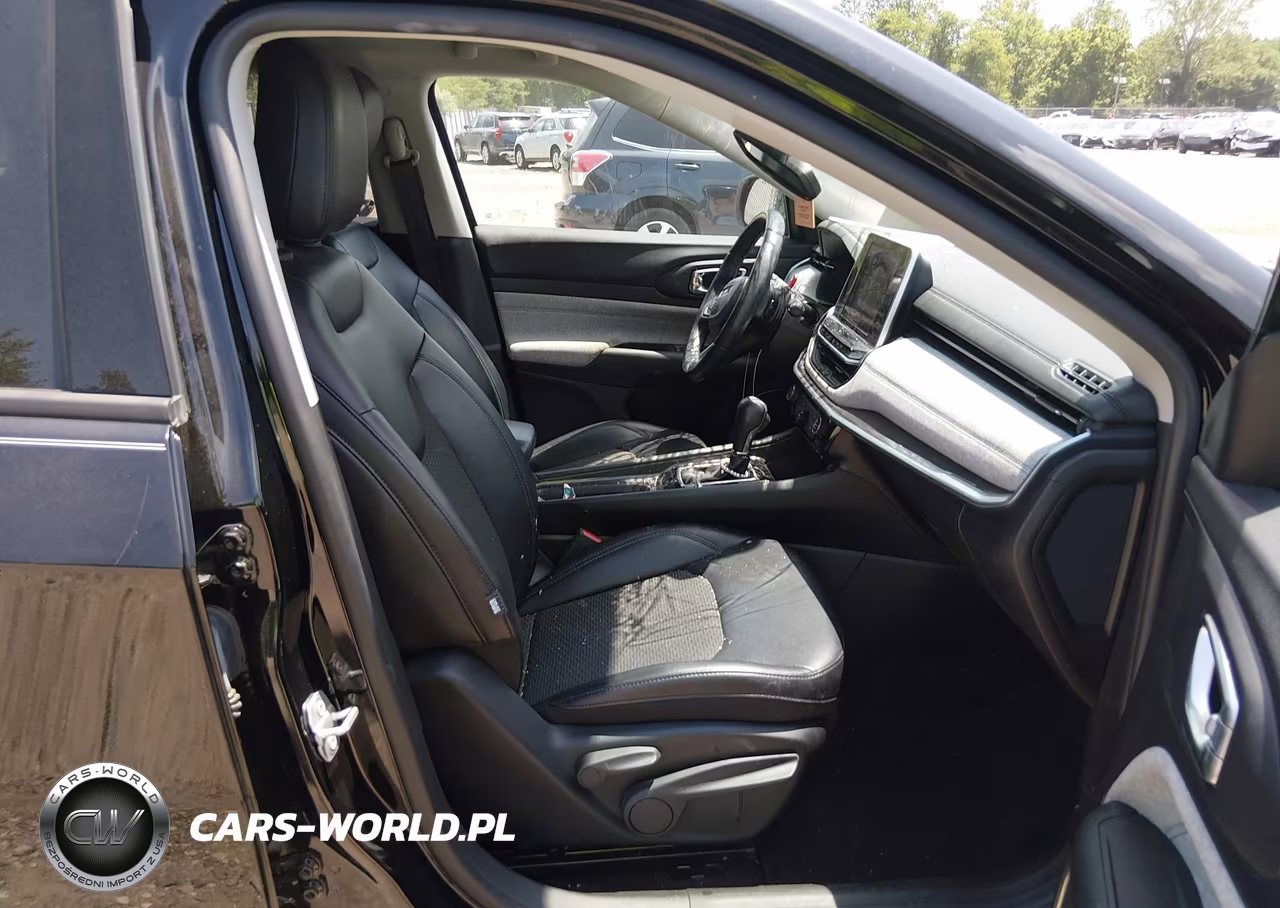 2022 Jeep Compass Latitude 4X4 VIN:3C4NJDBBXNT136199 - 5
