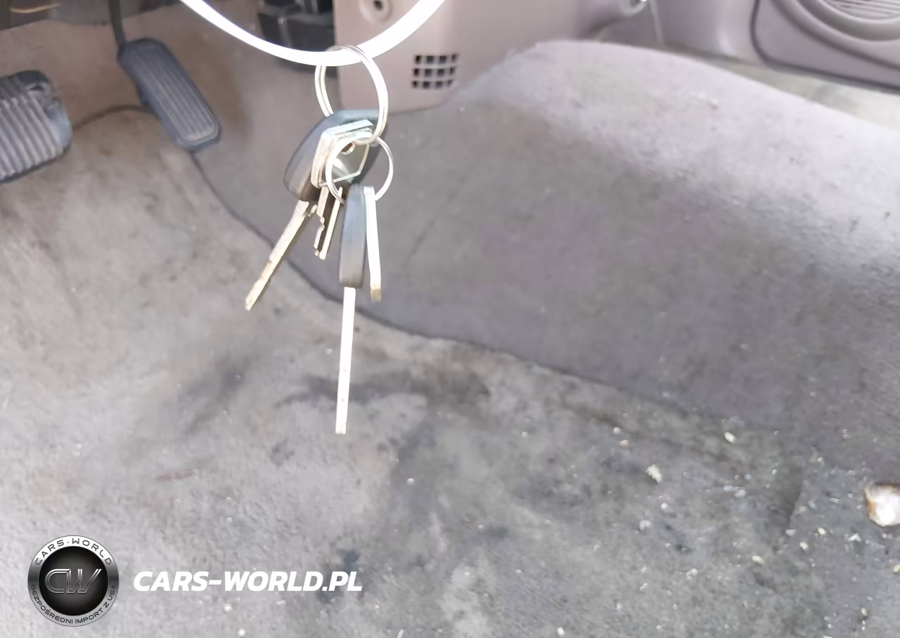 2001 Toyota Tundra VIN:5TBJN32101S210960 - 11