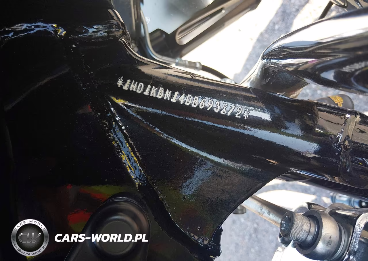 2013 Harley-Davidson Flhx Street Glide VIN:1HD1KBM14DB693872 - 10