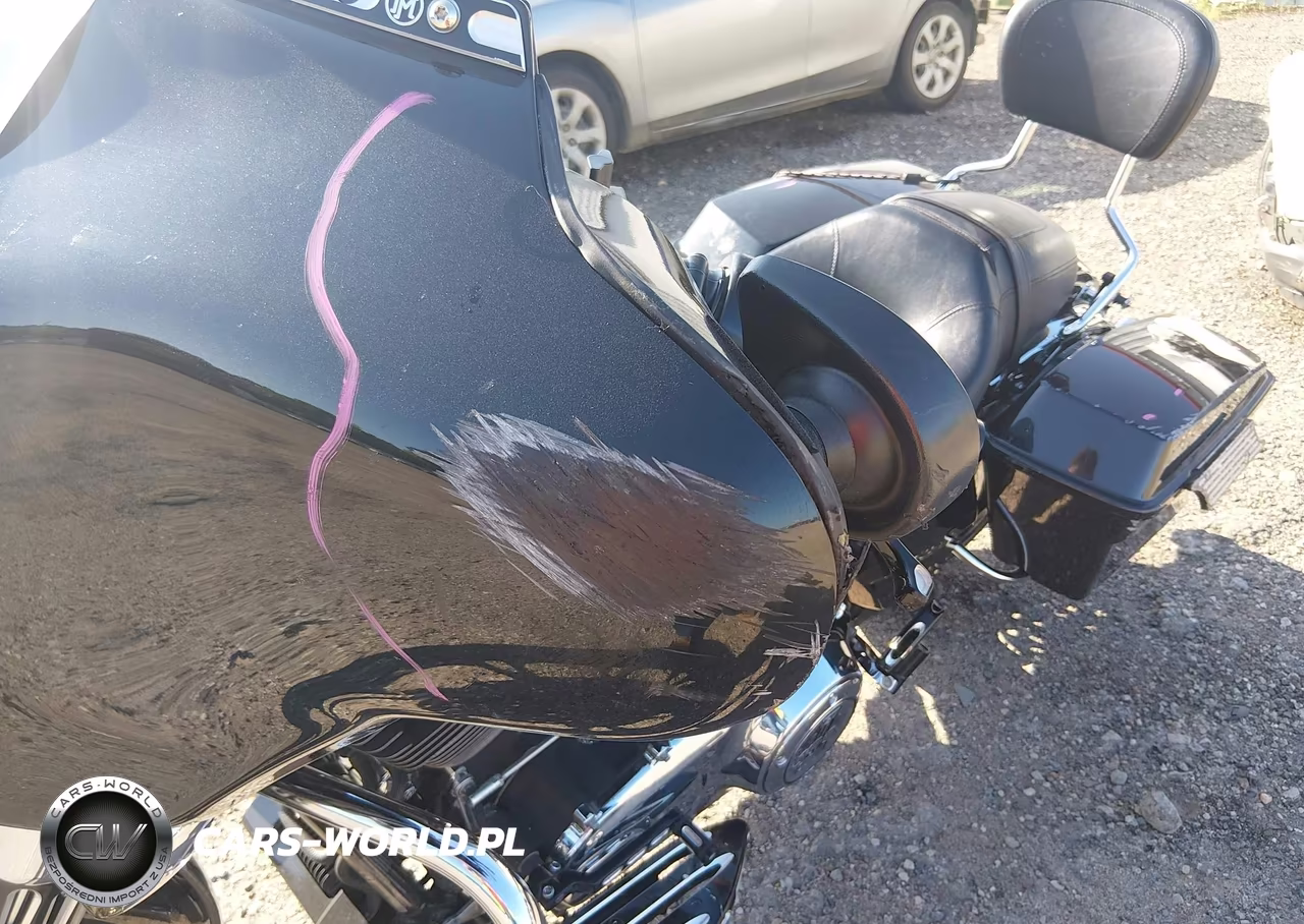 2013 Harley-Davidson Flhx Street Glide VIN:1HD1KBM14DB693872 - 13