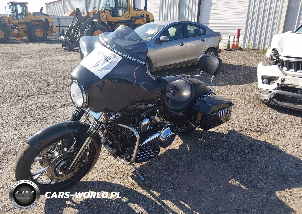 2013 Harley-Davidson Flhx Street Glide VIN:1HD1KBM14DB693872 - 2