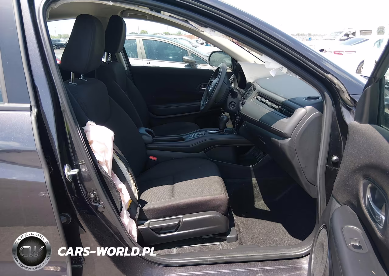 2017 Honda Hr-V Lx VIN:3CZRU6H32HG704621 - 5