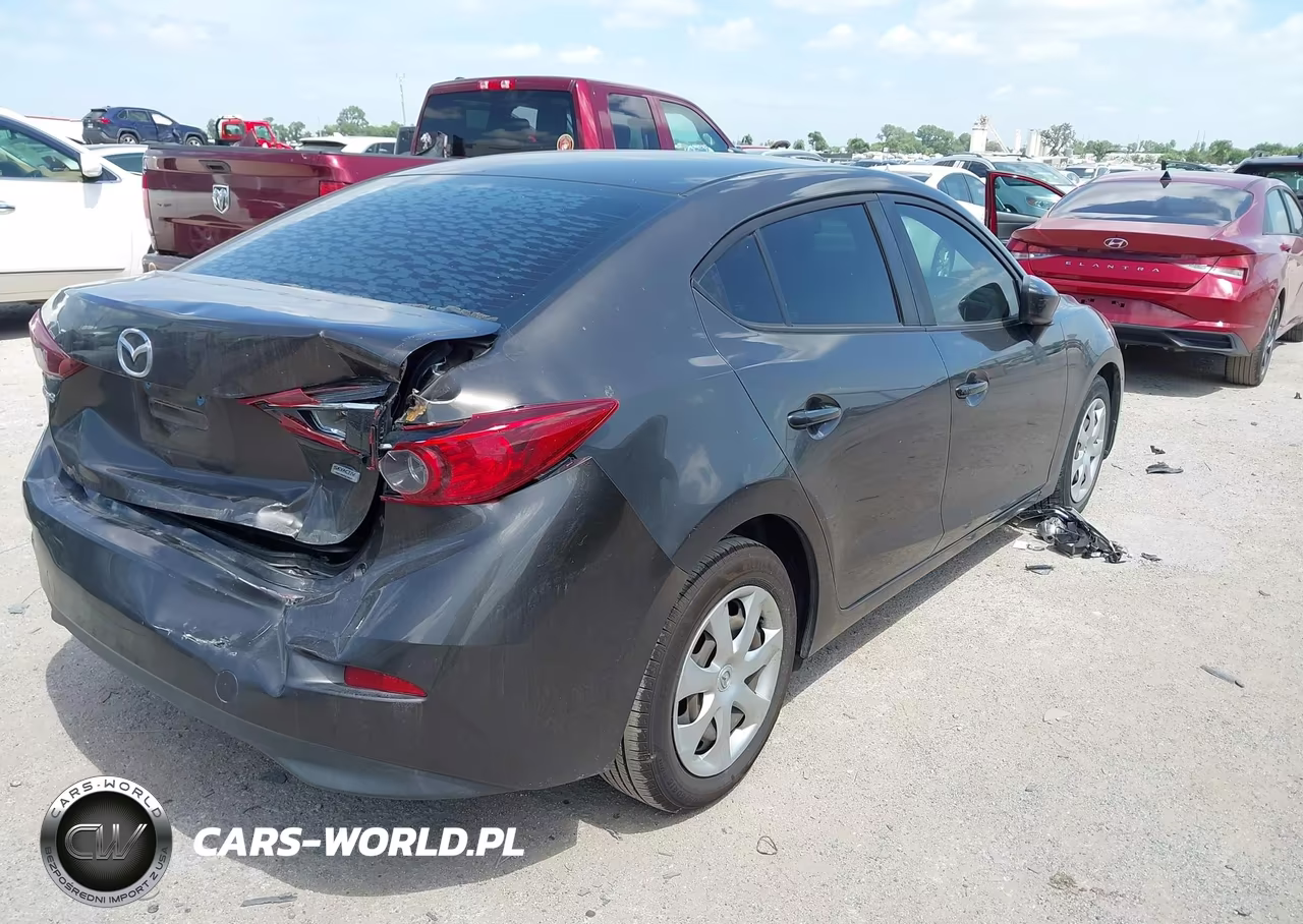 2016 Mazda Mazda3 I Sport VIN:3MZBM1T77GM262078 - 4