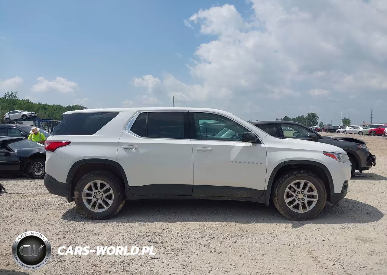 2020 Chevrolet Traverse Awd Ls VIN:1GNEVFKW1LJ273689 - 13
