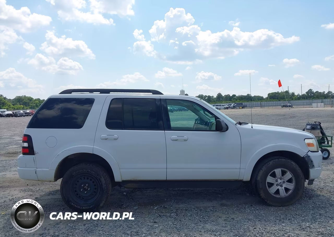 2010 Ford Explorer Xlt VIN:1FMEU6DE3AUB07147 - 13