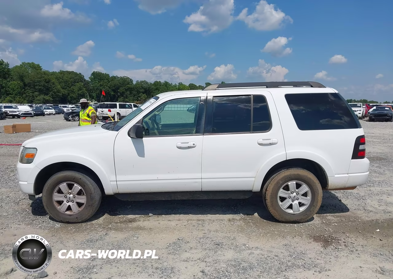 2010 Ford Explorer Xlt VIN:1FMEU6DE3AUB07147 - 14
