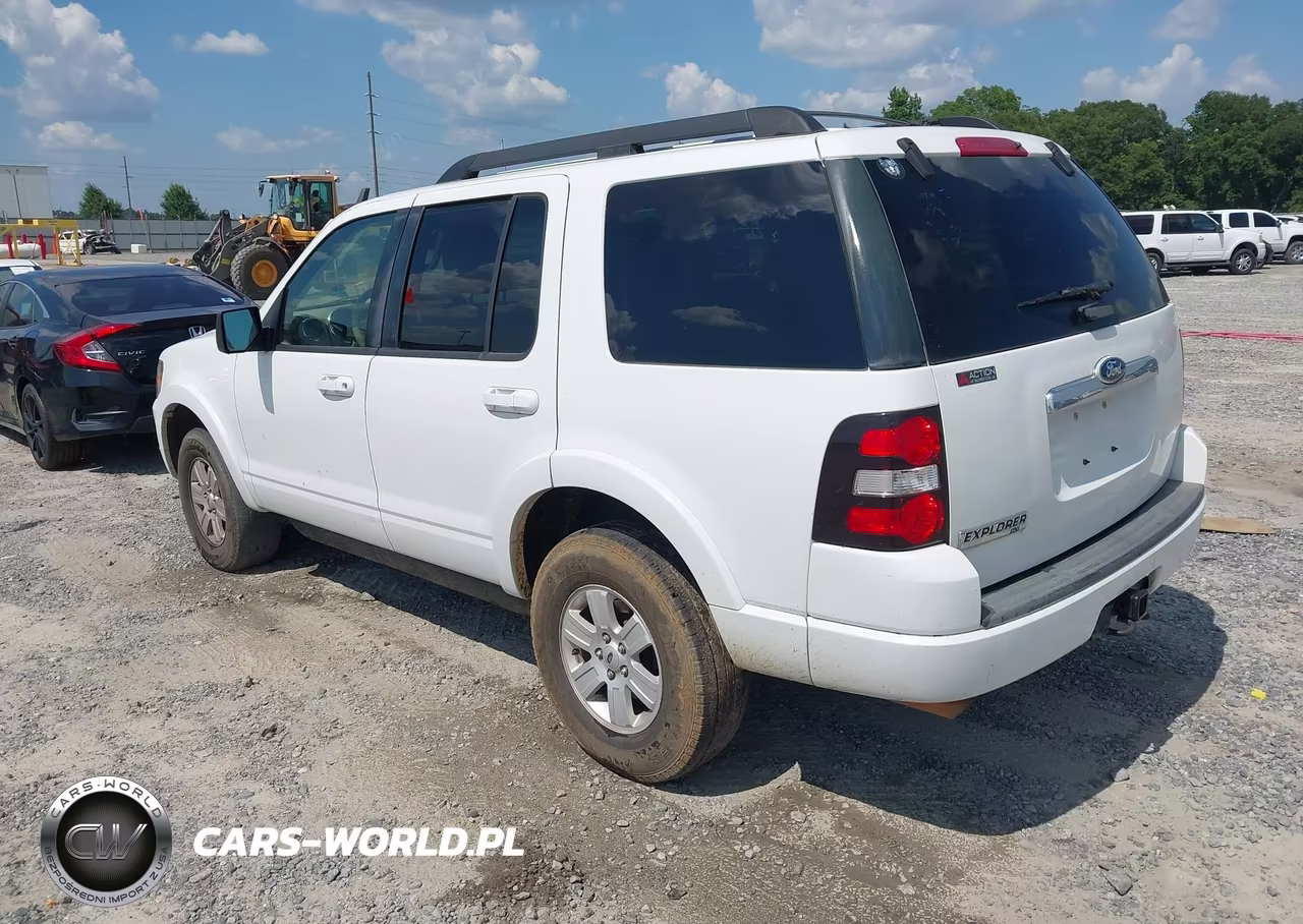 2010 Ford Explorer Xlt VIN:1FMEU6DE3AUB07147 - 3
