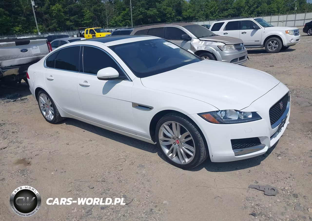 2017 Jaguar Xf 35T Prestige – zdjęcie 1 z 17