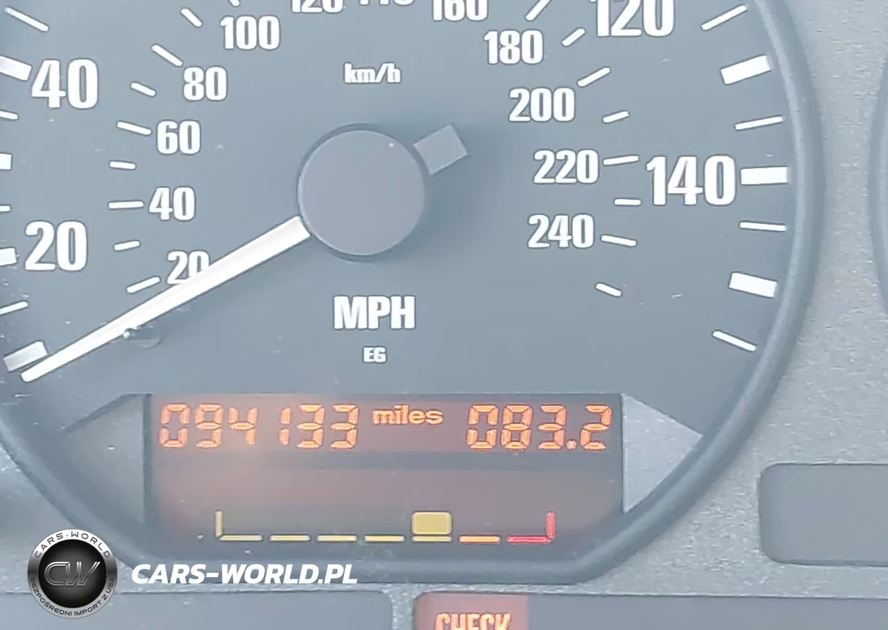 1998 BMW Z3 2.8 VIN:4USCJ3322WLC09866 - 15