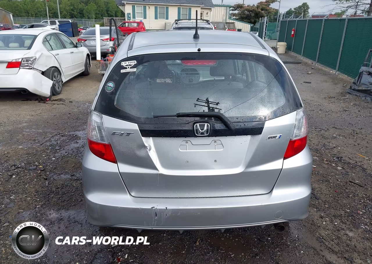 2013 Honda Fit VIN:JHMGE8H39DC032509 - 16