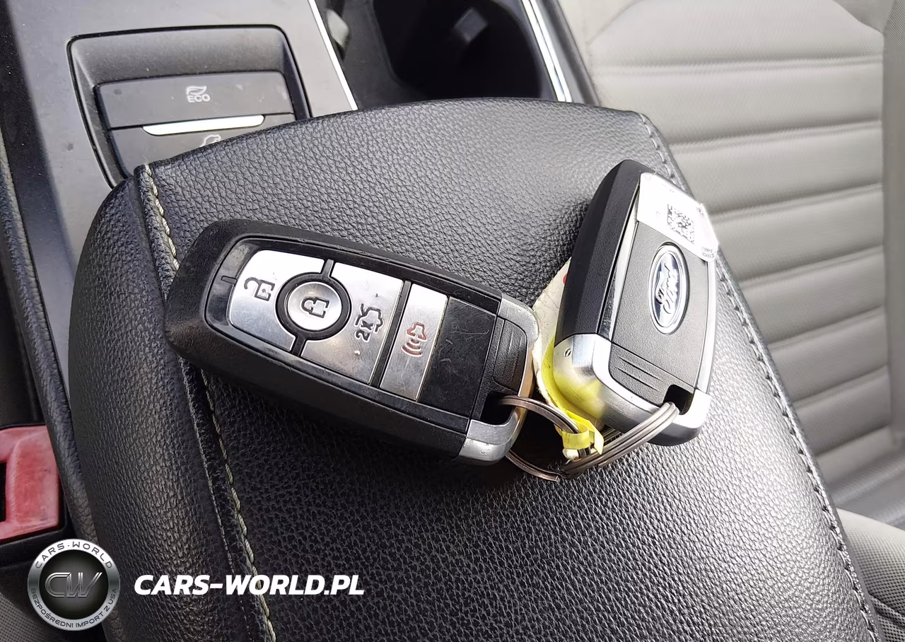 2018 Ford Fusion Hybrid S VIN:3FA6P0UU4JR271623 - 11