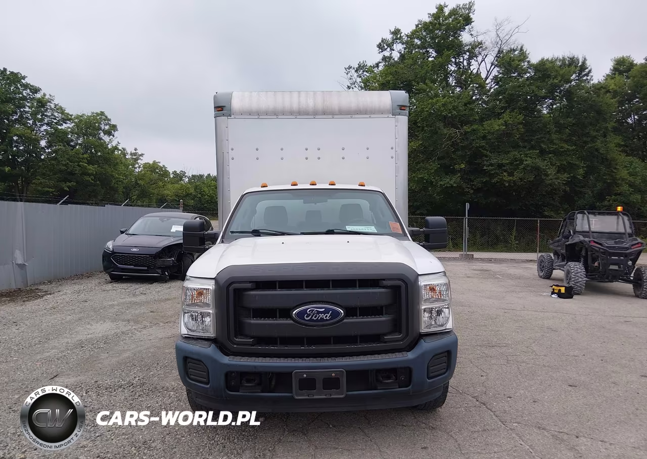 2016 Ford F-350 Chassis Xl-Xlt VIN:1FDRF3G63GEC88008 - 17