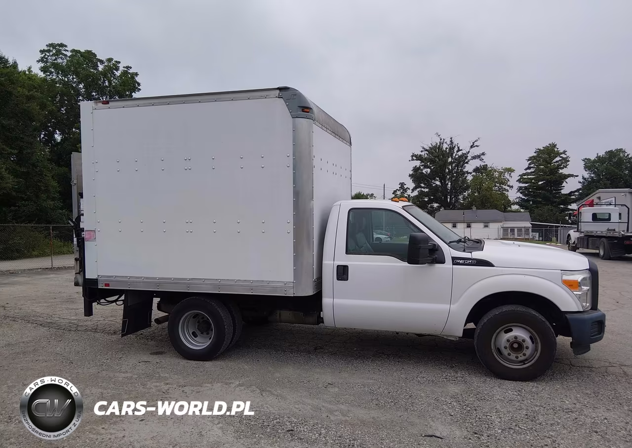 2016 Ford F-350 Chassis Xl-Xlt VIN:1FDRF3G63GEC88008 - 18
