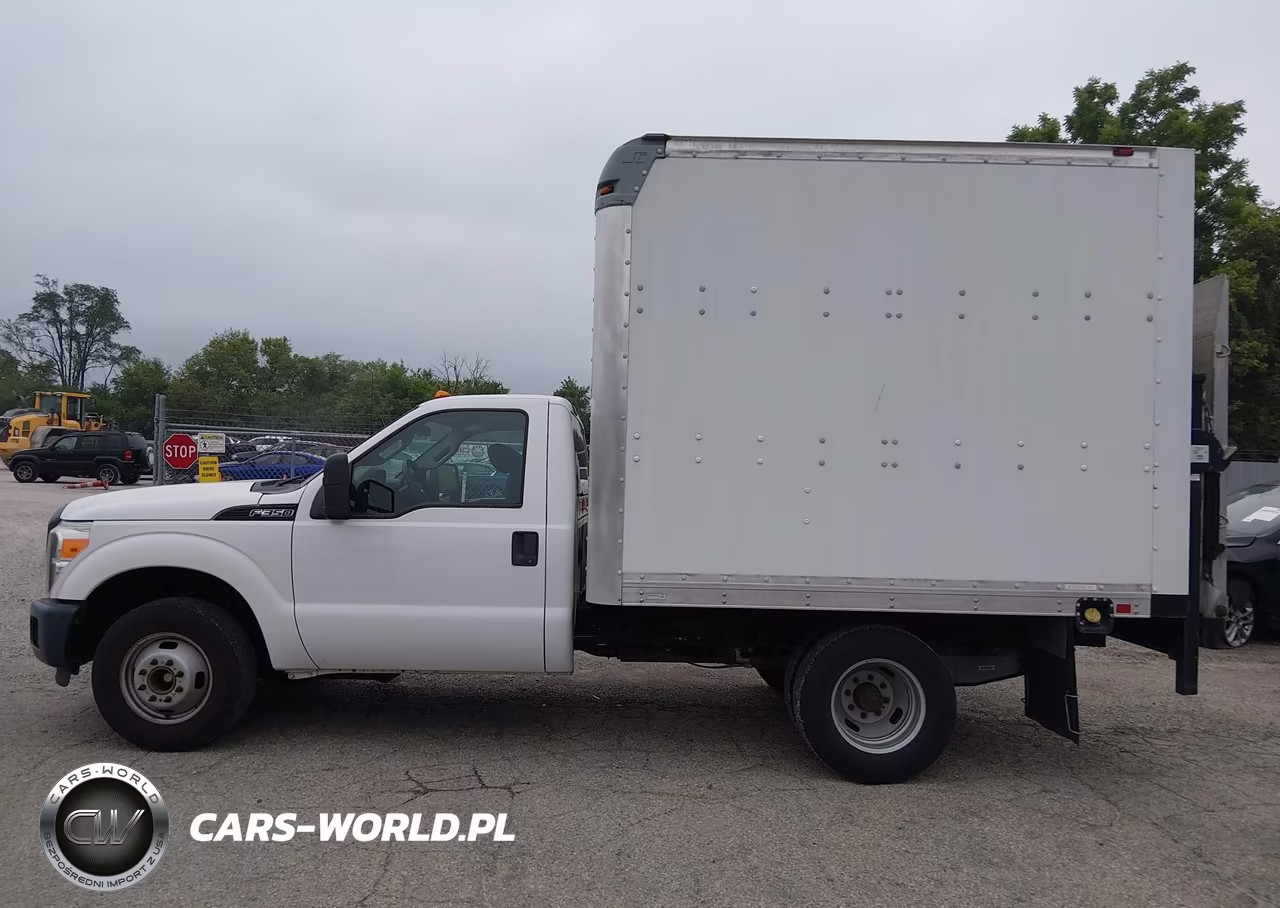 2016 Ford F-350 Chassis Xl-Xlt VIN:1FDRF3G63GEC88008 - 19