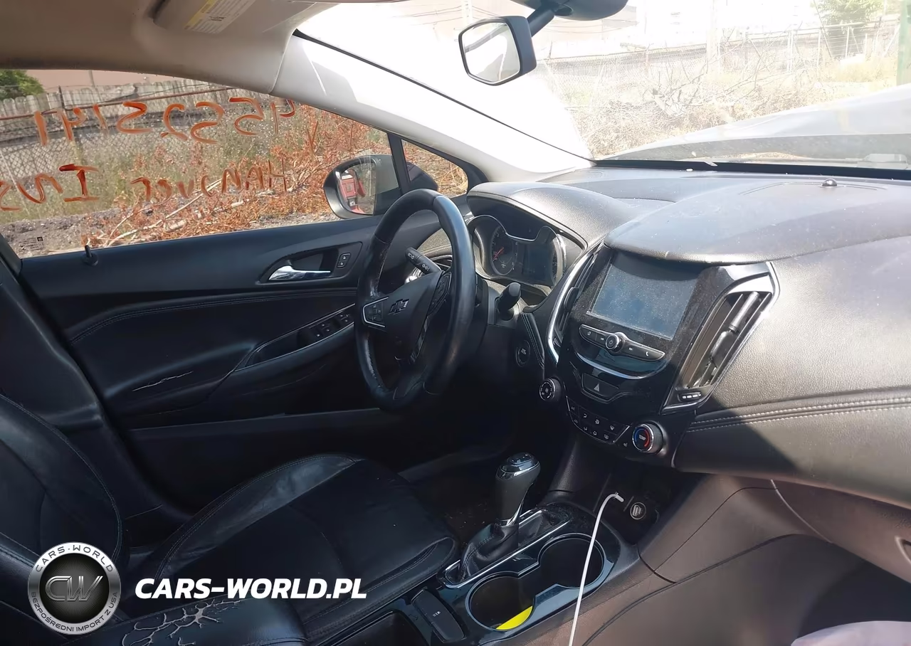 2017 Chevrolet Cruze Premier Auto VIN:1G1BF5SM8H7106700 - 5