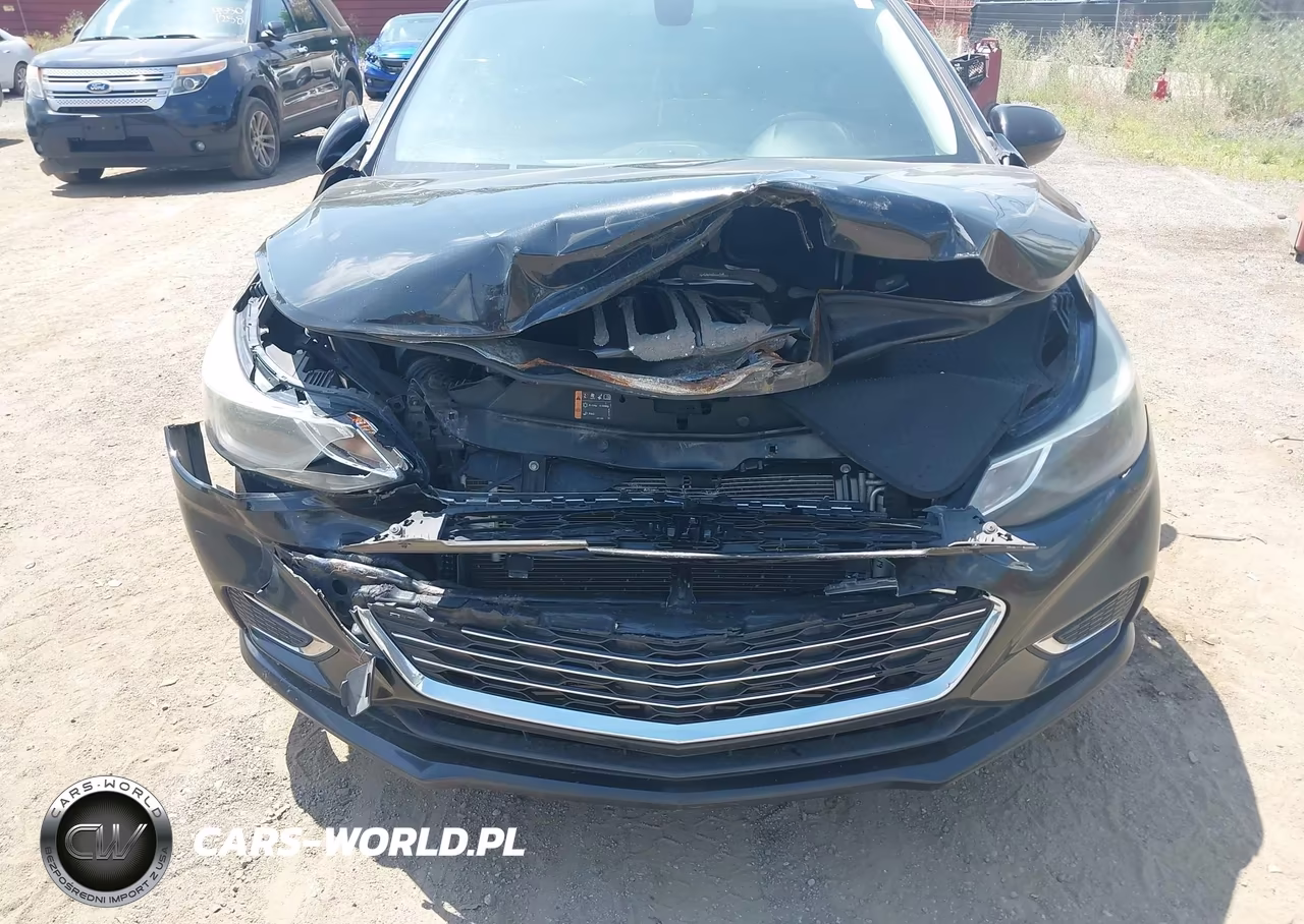 2017 Chevrolet Cruze Premier Auto VIN:1G1BF5SM8H7106700 - 6