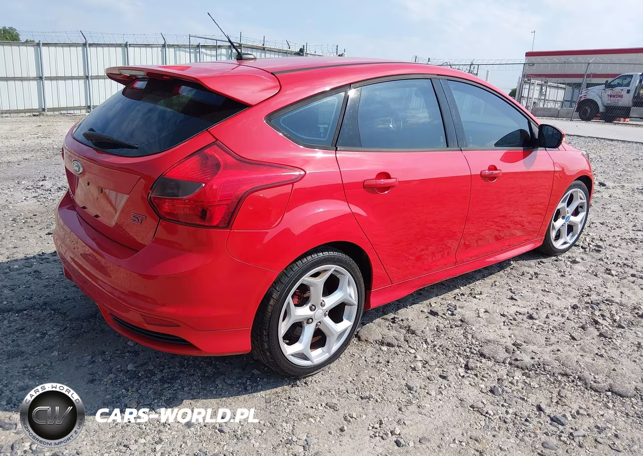 2013 Ford Focus St VIN:1FADP3L99DL216674 - 4