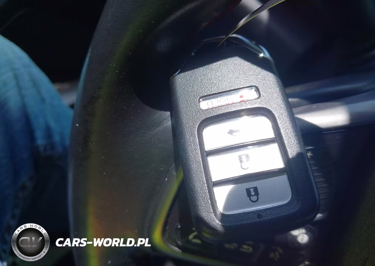 2018 Honda Civic Si VIN:2HGFC3A5XJH754583 - 11