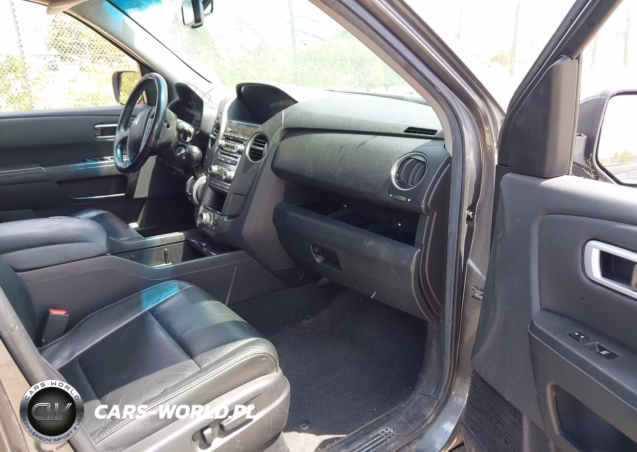 2012 Honda Pilot Touring VIN:5FNYF4H98CB042739 - 5