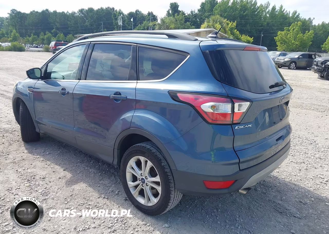 2018 Ford Escape Se VIN:1FMCU0GD6JUC68261 - 3