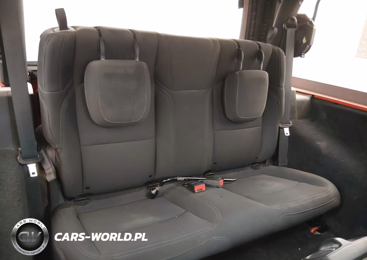 2019 Jeep Wrangler Sport S 4X4 VIN:1C4GJXAN4KW542913 - 8