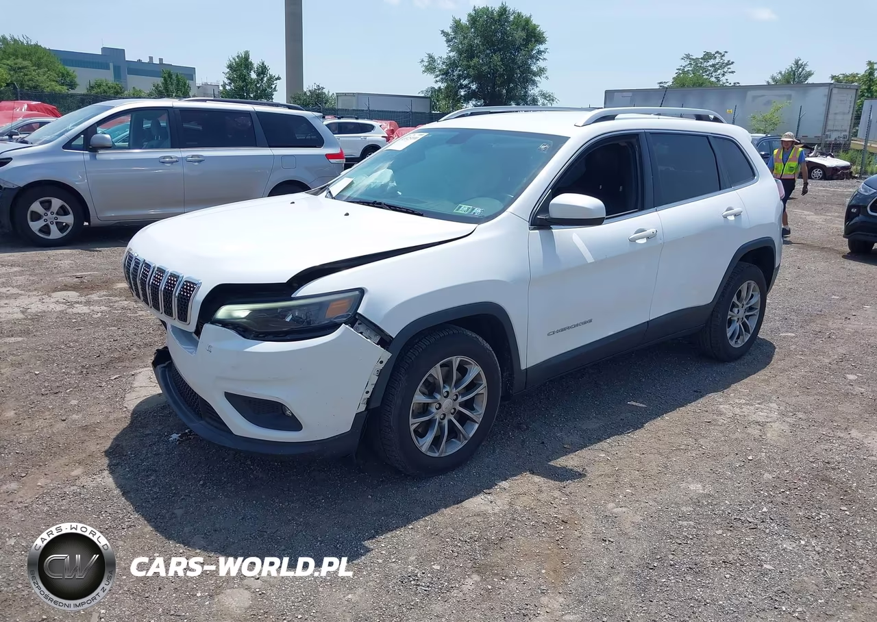 2019 Jeep Cherokee Latitude Plus Fwd VIN:1C4PJLLB6KD202265 - 2