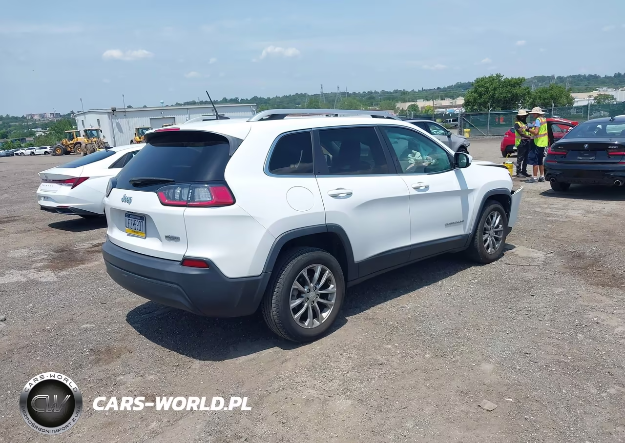 2019 Jeep Cherokee Latitude Plus Fwd VIN:1C4PJLLB6KD202265 - 4
