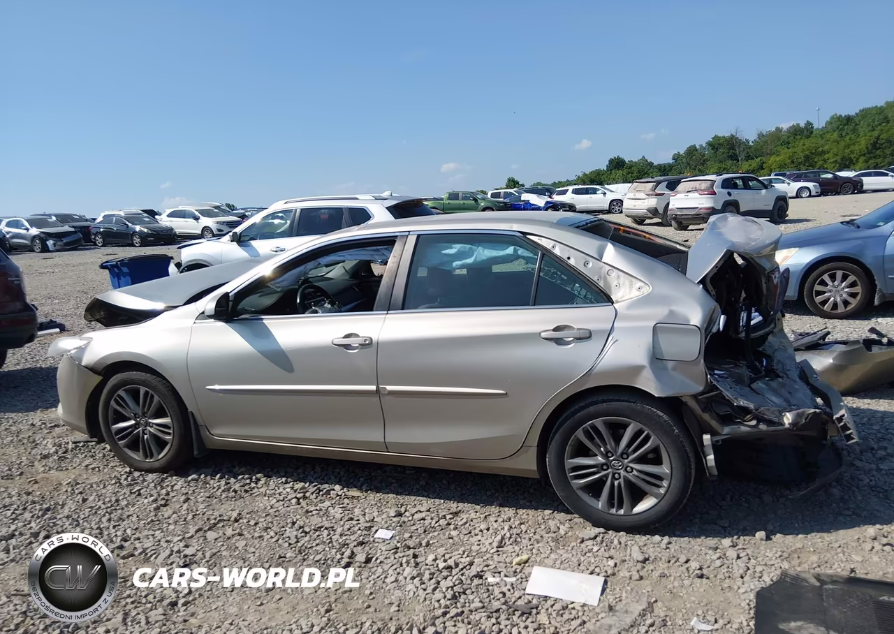 2017 Toyota Camry Se VIN:4T1BF1FK6HU744983 - 15