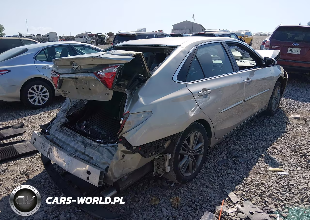 2017 Toyota Camry Se VIN:4T1BF1FK6HU744983 - 4