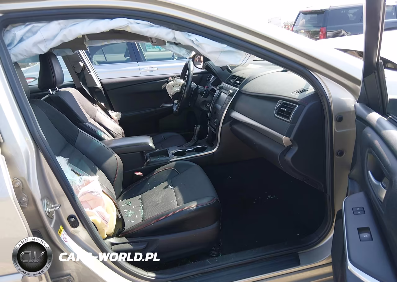 2017 Toyota Camry Se VIN:4T1BF1FK6HU744983 - 5