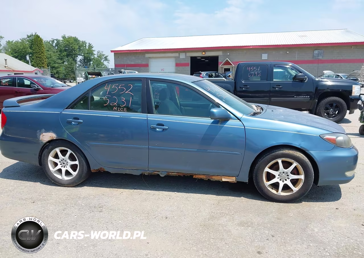 2002 Toyota Camry Se VIN:4T1BE32K82U551696 - 14