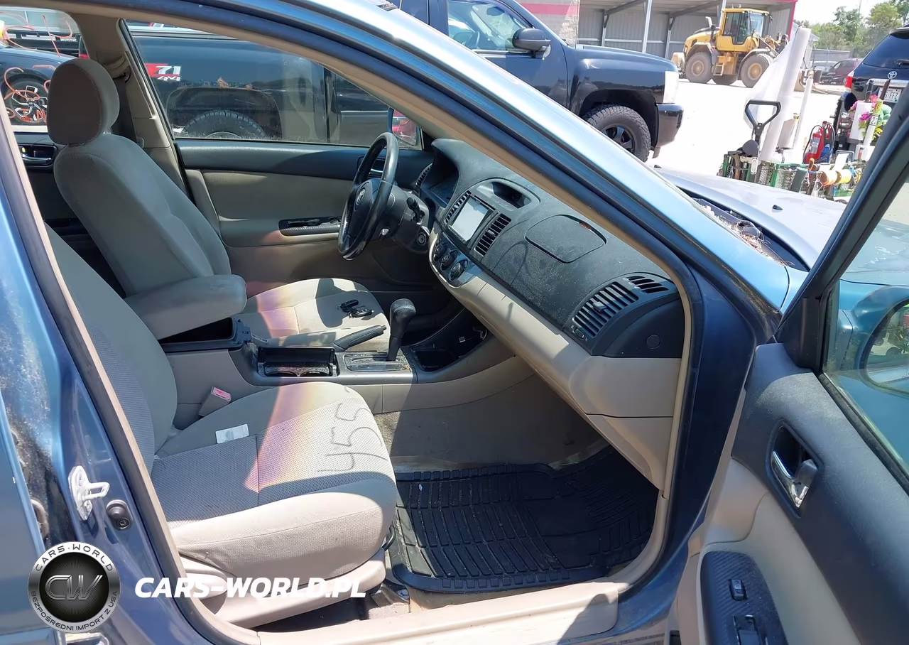 2002 Toyota Camry Se VIN:4T1BE32K82U551696 - 5