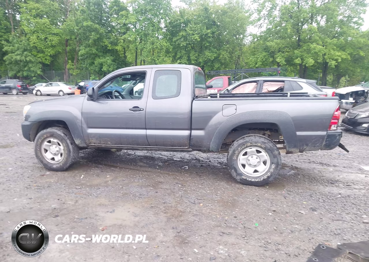 2015 Toyota Tacoma VIN:5TFUX4EN3FX032904 - 14