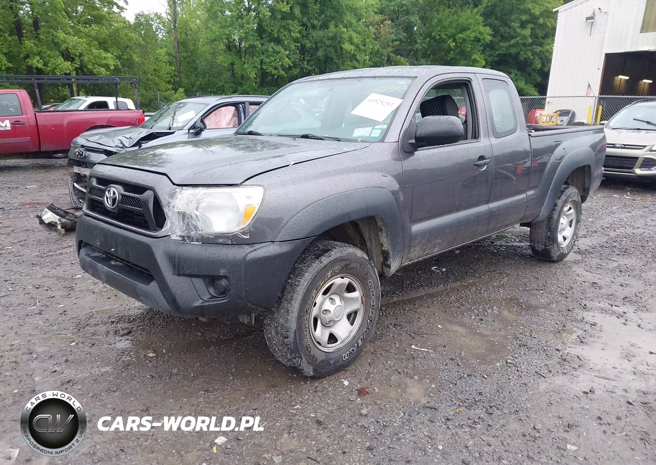 2015 Toyota Tacoma VIN:5TFUX4EN3FX032904 - 2