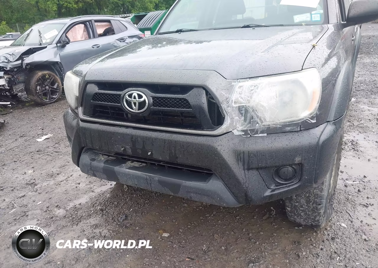 2015 Toyota Tacoma VIN:5TFUX4EN3FX032904 - 6